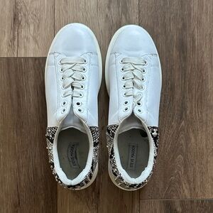 Men’s Steve Madden White Sneakers with Snake Print and Studs in size 13
